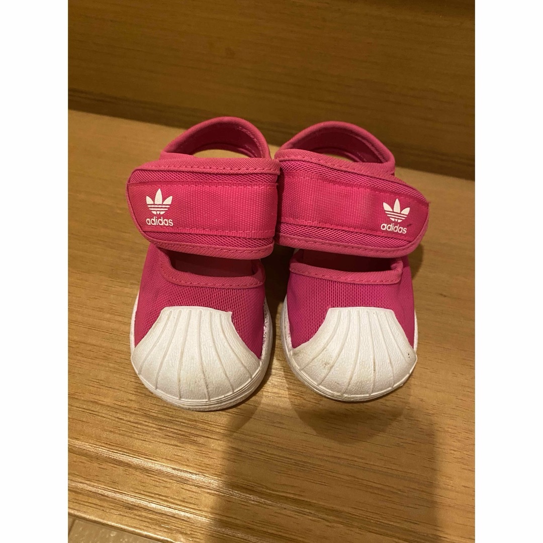 adidas(アディダス)のadidas アディダス  キッズサンダル　12cm ピンク キッズ/ベビー/マタニティのベビー靴/シューズ(~14cm)(サンダル)の商品写真