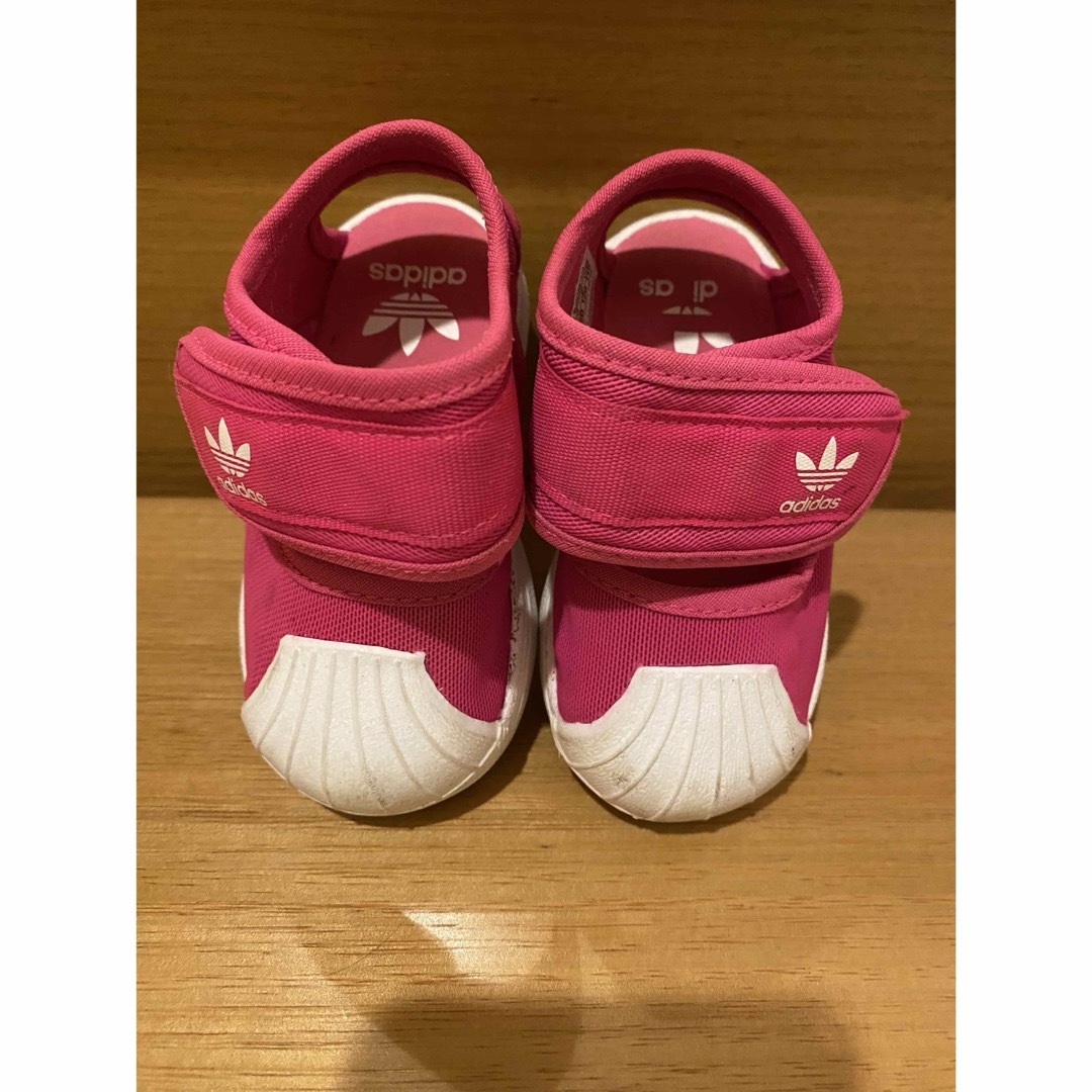 adidas(アディダス)のadidas アディダス  キッズサンダル　12cm ピンク キッズ/ベビー/マタニティのベビー靴/シューズ(~14cm)(サンダル)の商品写真