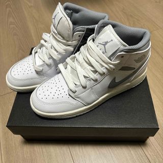 ジョーダン(Jordan Brand（NIKE）)のエアジョーダン1ミッド(スニーカー)