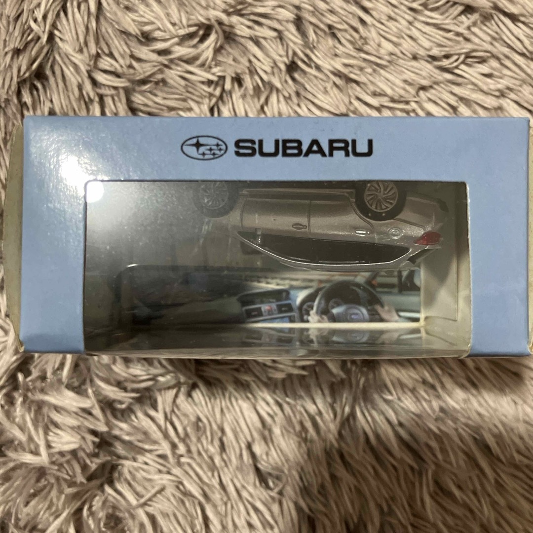 スバル(スバル)のSUBARU レヴォーグ　マグネットカー エンタメ/ホビーのおもちゃ/ぬいぐるみ(ミニカー)の商品写真