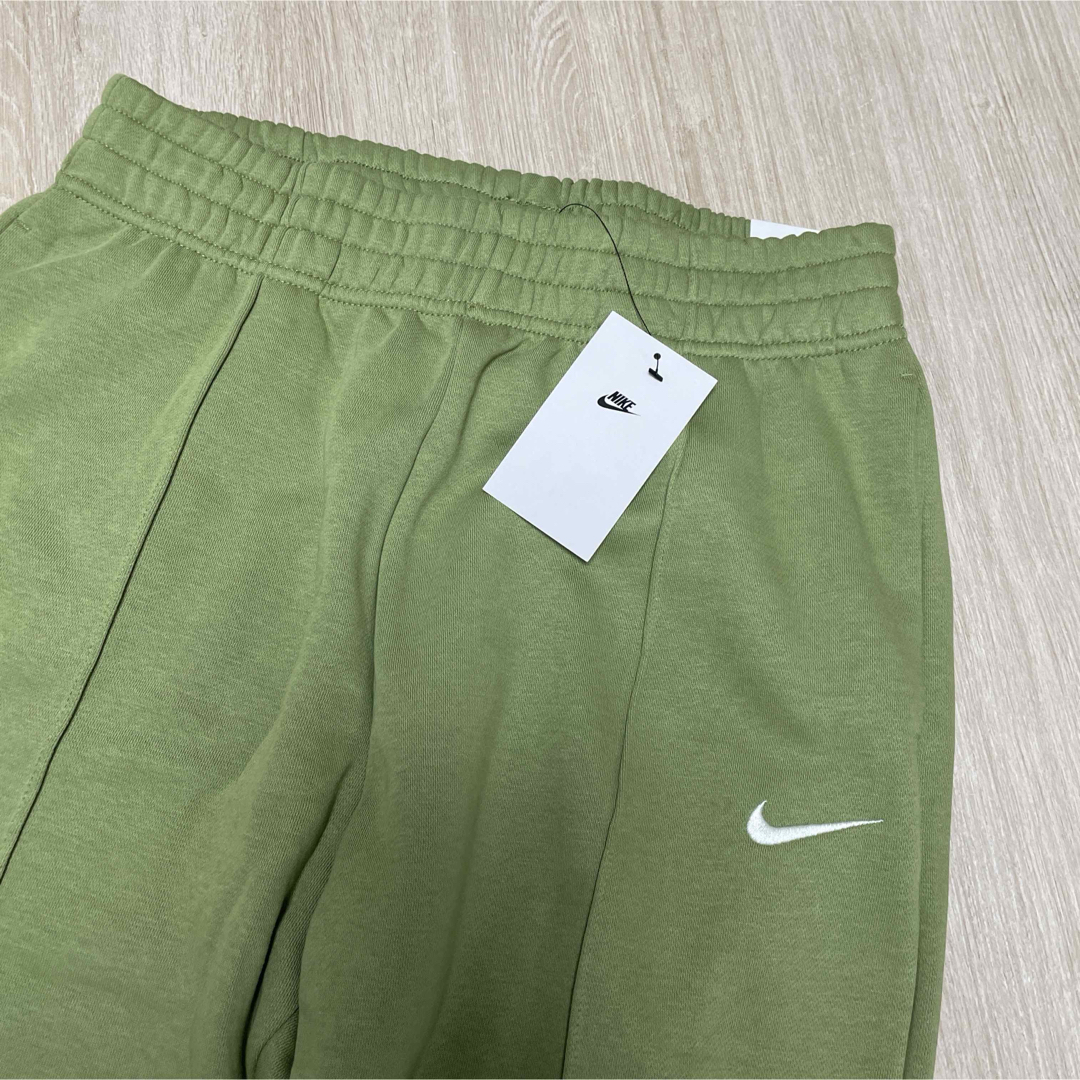 NIKE - 新品☆定価6820円☆NIKE☆レディース☆スウェットパンツ NIKE - 新品☆定価6820円☆NIKE☆レディース☆スウェットパンツ