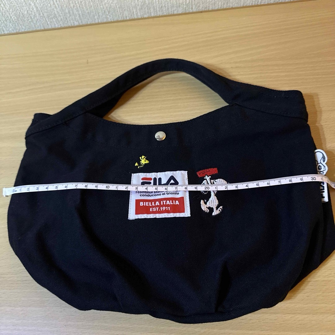 SNOOPY(スヌーピー)のSNOOPY FILA コラボ  ハンドバッグ レディースのバッグ(ハンドバッグ)の商品写真