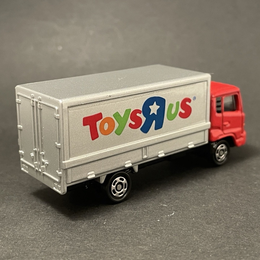 Takara Tomy(タカラトミー)の【非売品】トミカ トイザらス UD トラック コンドル 818472 エンタメ/ホビーのおもちゃ/ぬいぐるみ(ミニカー)の商品写真