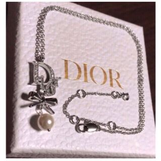 クリスチャンディオール(Christian Dior)のDior ネックレス Silver Dior ロゴ ストーン パールホワイト (ネックレス)