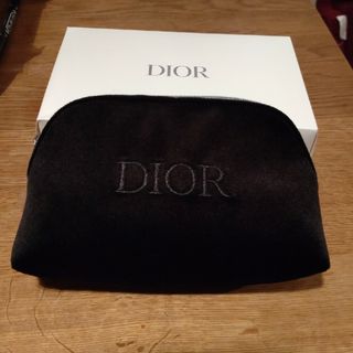 ディオール(Dior)のディオール　　ベロア　ポーチ　ノベルティ　2024   クリスチャンディオール(ポーチ)