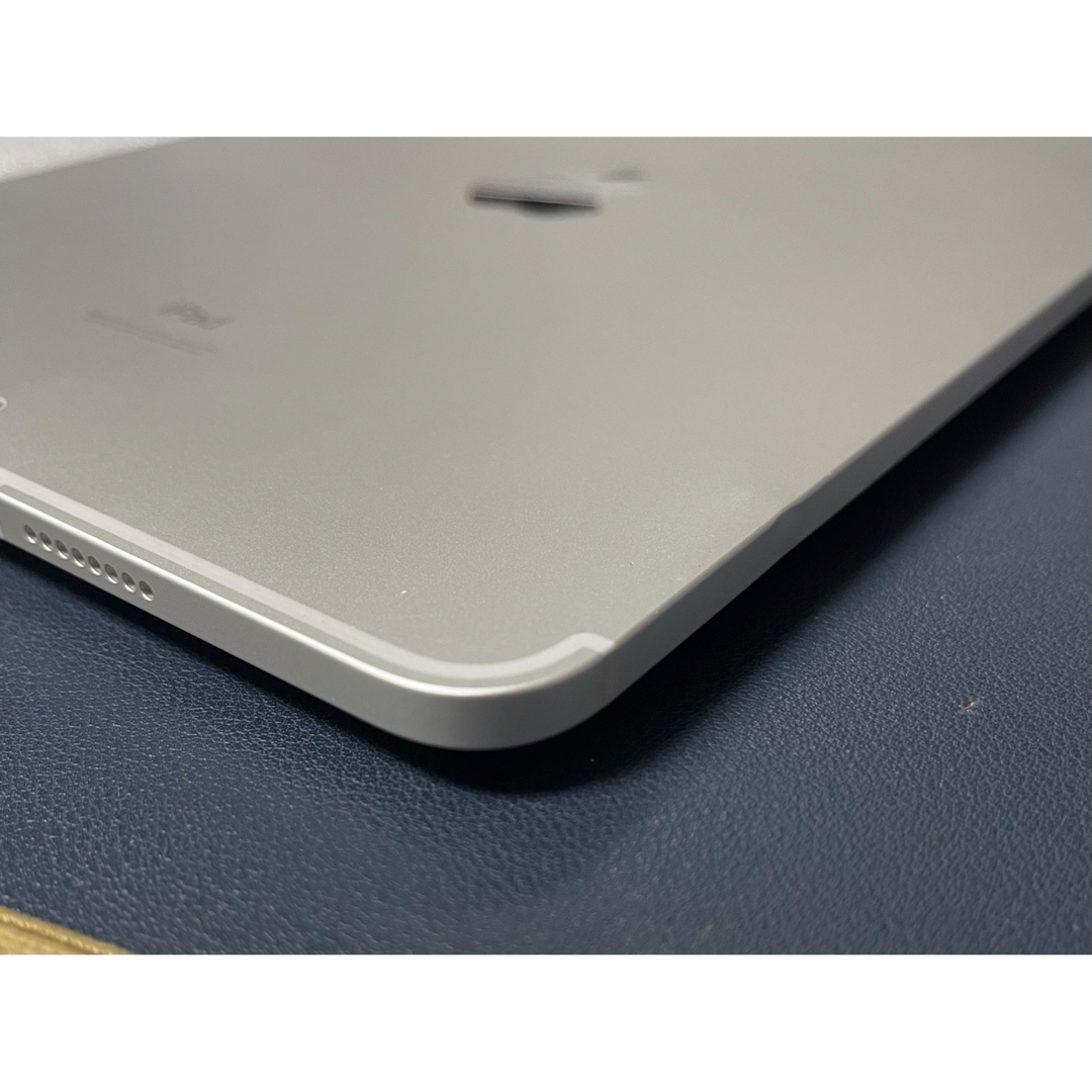 iPad(アイパッド)のiPad Pro11インチ第3世代256GB Cellular sim free スマホ/家電/カメラのPC/タブレット(タブレット)の商品写真