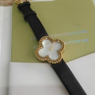 ヴァンクリーフアンドアーペル(Van Cleef & Arpels)のヴァンクリーフアンドアーペル アルハンブラスモールモデルウォッチYG(腕時計)