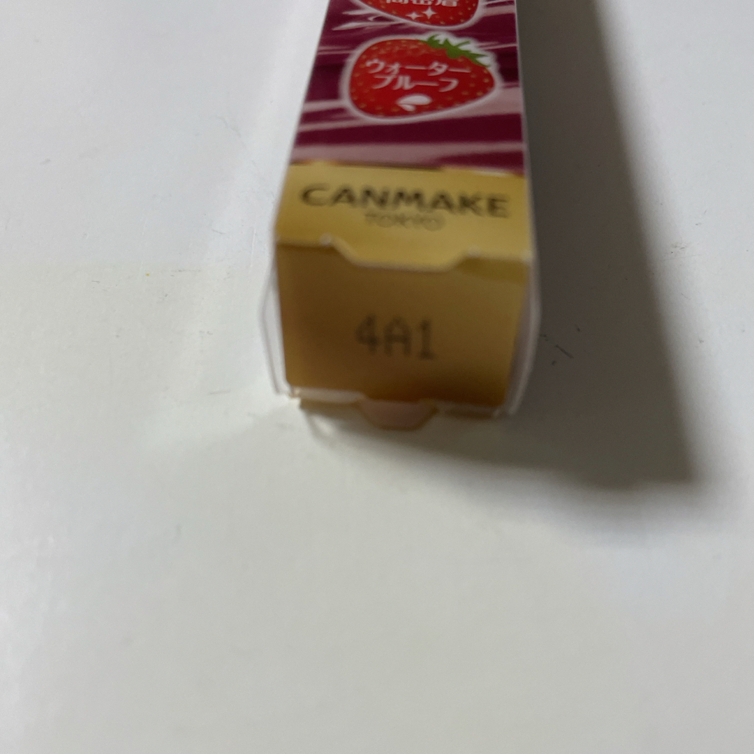 CANMAKE(キャンメイク)のキャンメイク｜CANMAKE クリーミータッチライナー 13 ブラッドイチゴ コスメ/美容のベースメイク/化粧品(アイライナー)の商品写真