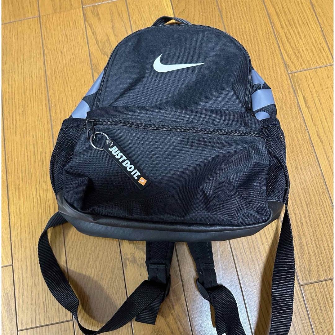 NIKE(ナイキ)のNIKE BAYFLOWリュックサック レディースのバッグ(リュック/バックパック)の商品写真