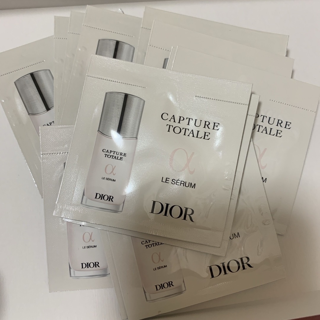 Dior(ディオール)の【DIOR ディオール】カプチュール トータル ル セラム（美容液） コスメ/美容のスキンケア/基礎化粧品(美容液)の商品写真