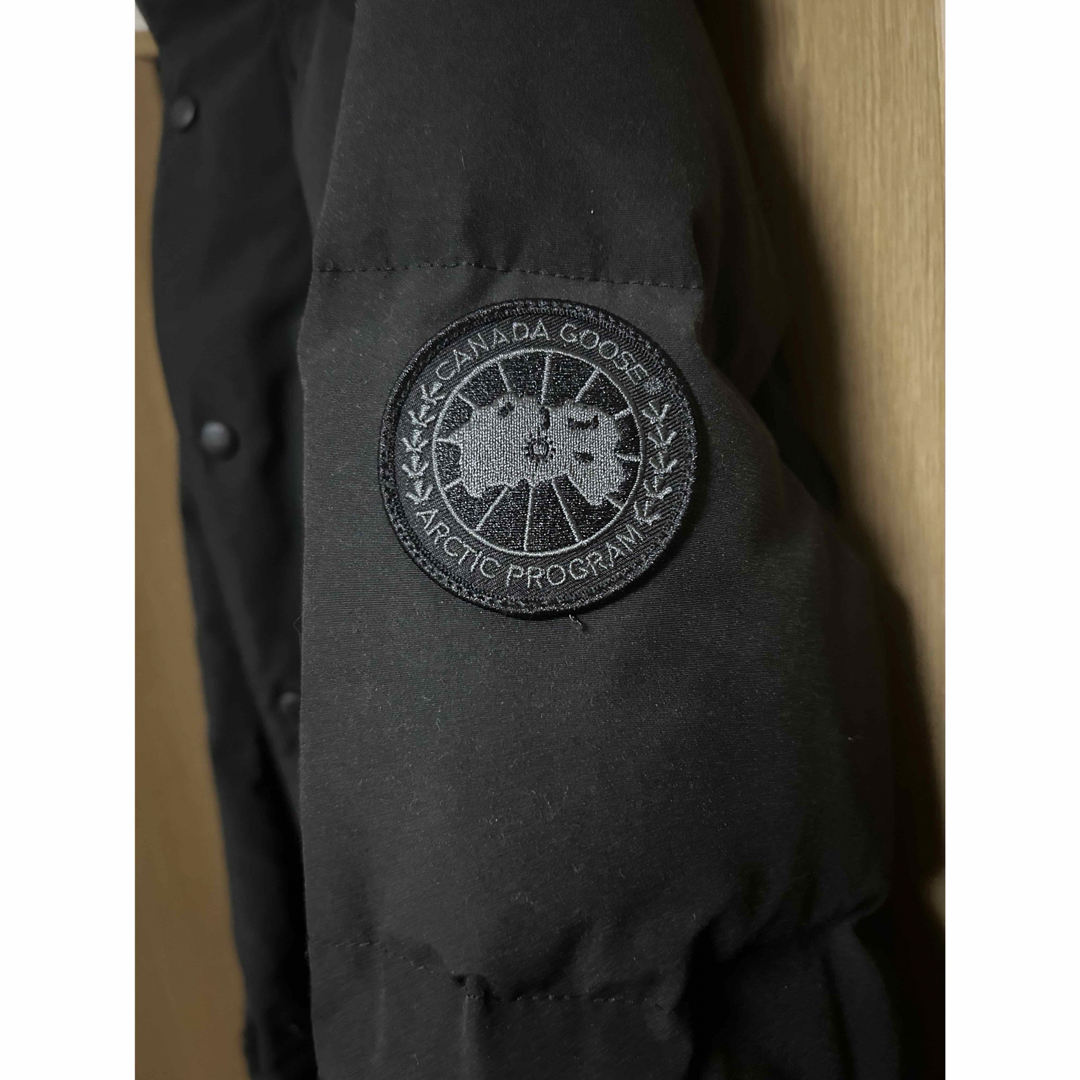 CANADA GOOSE(カナダグース)のCANADA GOOSE カナダグース　ブラックレーベル　Black label メンズのジャケット/アウター(ダウンジャケット)の商品写真