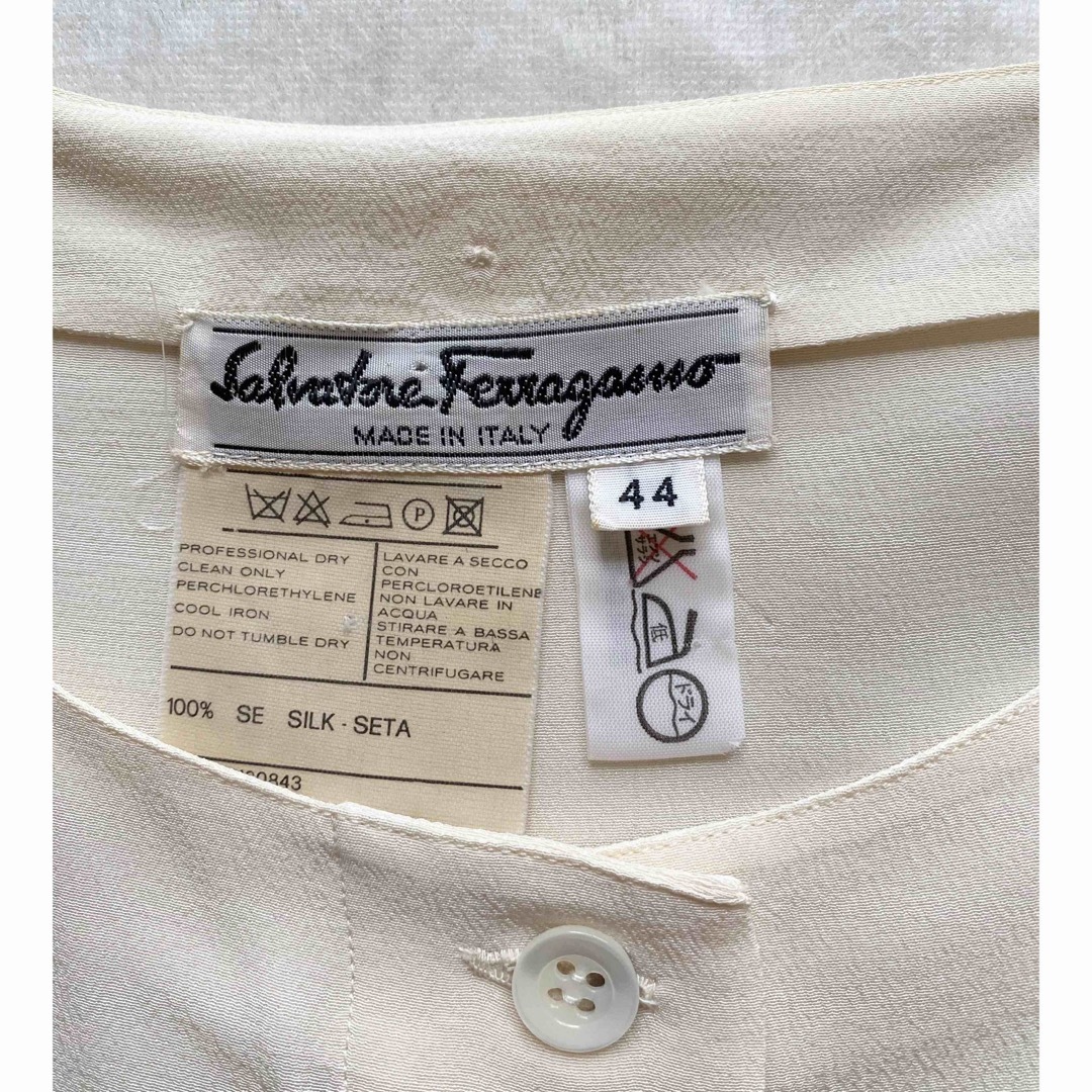 Salvatore Ferragamo(サルヴァトーレフェラガモ)のSalvatore Ferragamo✨シルクブラウス44 レディースのトップス(シャツ/ブラウス(長袖/七分))の商品写真