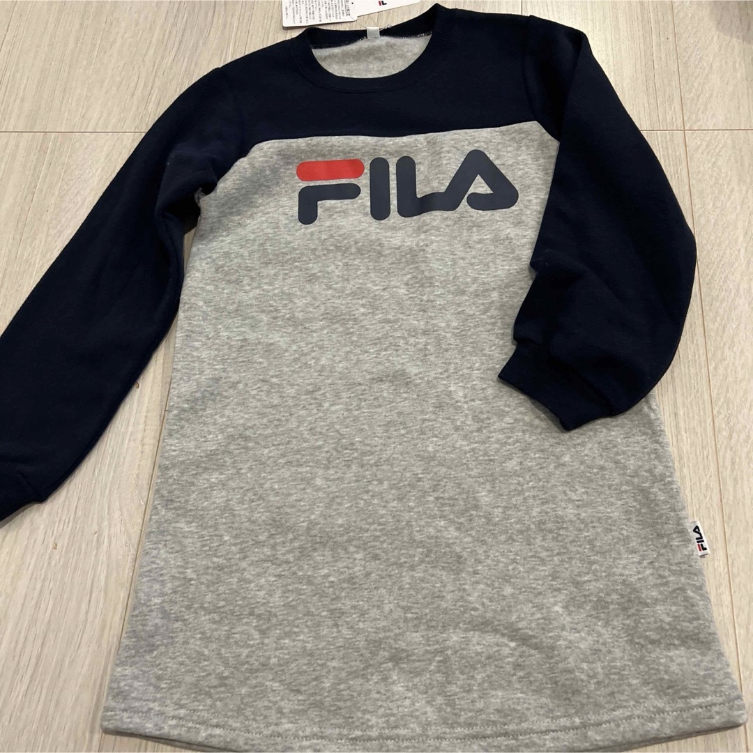 FILA(フィラ)の新品　FILA　フィラ　140cm   女の子　 長袖 トレーナー ワンピース キッズ/ベビー/マタニティのキッズ服女の子用(90cm~)(ワンピース)の商品写真