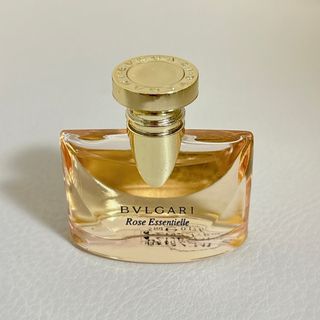 ブルガリ(BVLGARI)のブルガリ　ローズ エッセンシャル オードパルファム 5mL ミニ香水(香水(女性用))