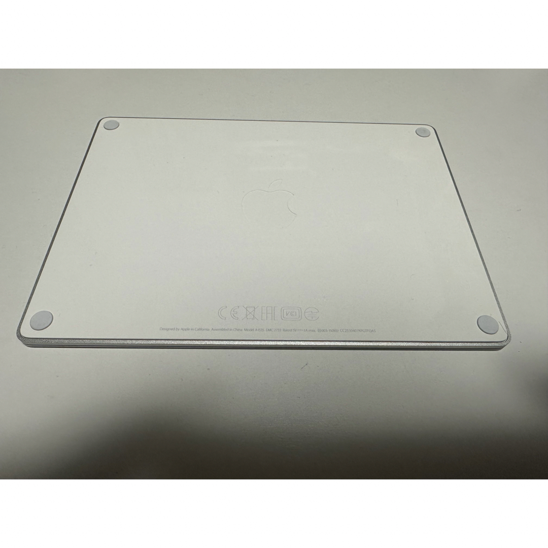 Apple(アップル)のApple Magic Trackpad 2 スマホ/家電/カメラのPC/タブレット(PC周辺機器)の商品写真