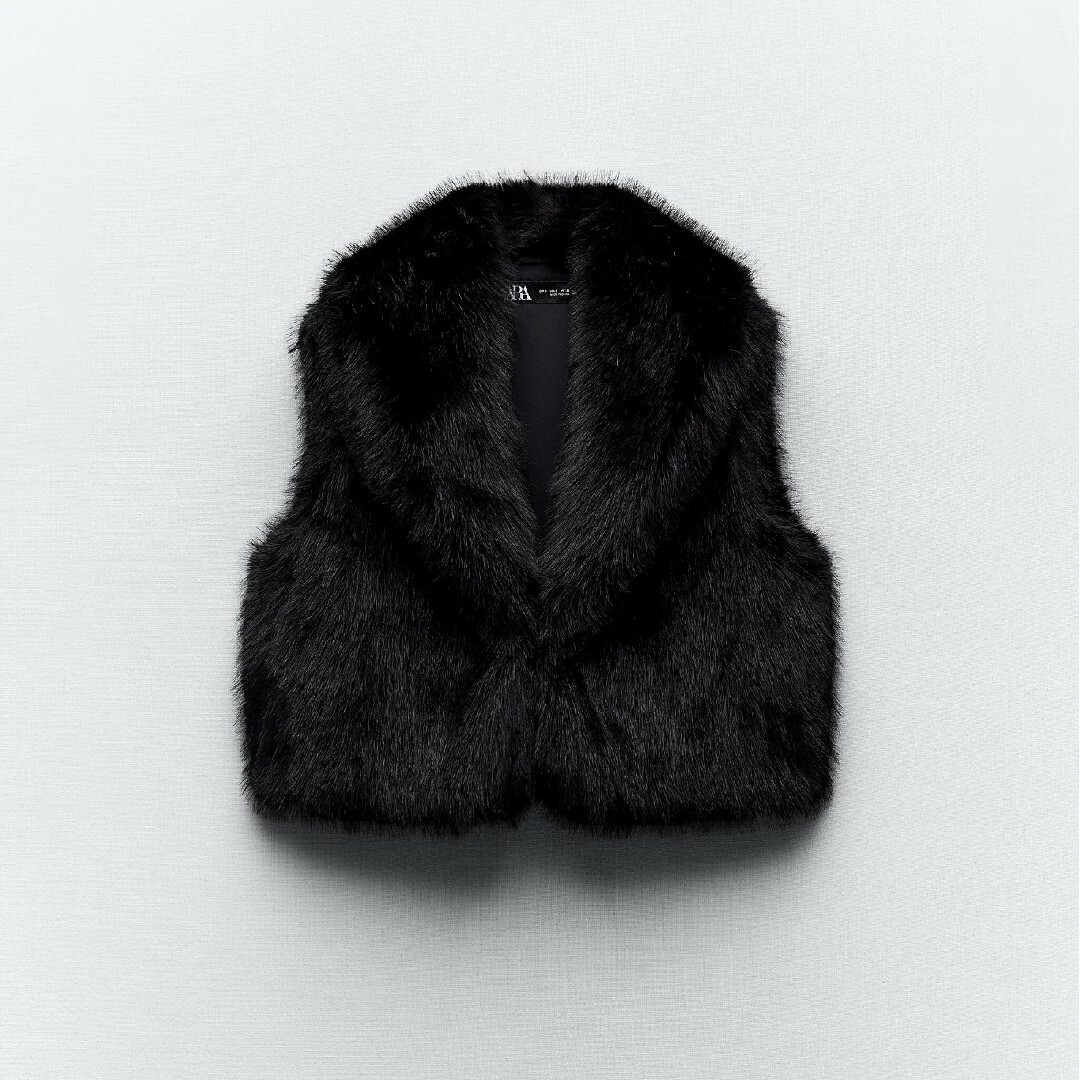 ZARA - ZARA クロップド フェイクファー ベスト XSサイズ ZARA - ZARA クロップド フェイクファー ベスト XSサイズ