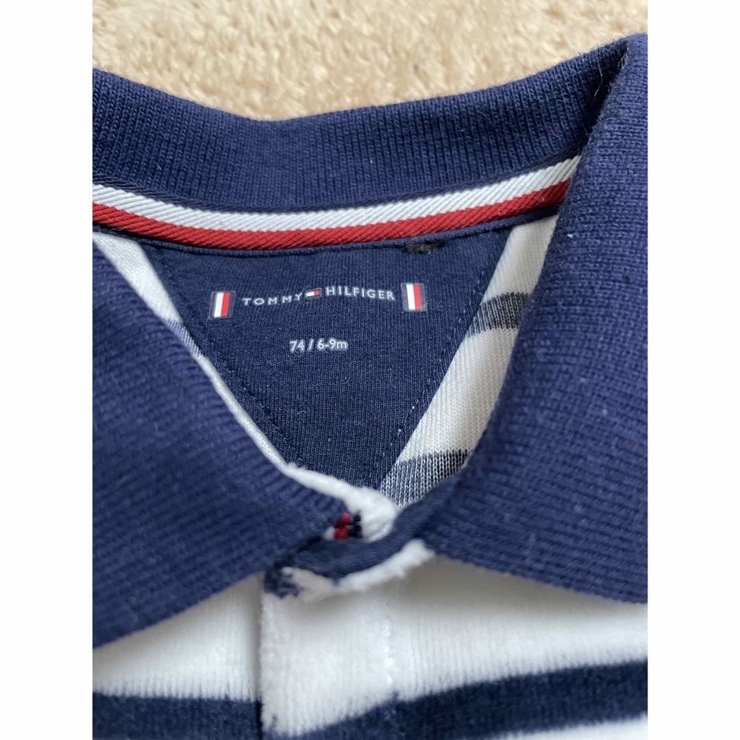 TOMMY HILFIGER(トミーヒルフィガー)の【美品】子ども服 トミーヒルフィガー ボーダートップス ベビー キッズ キッズ/ベビー/マタニティのベビー服(~85cm)(シャツ/カットソー)の商品写真