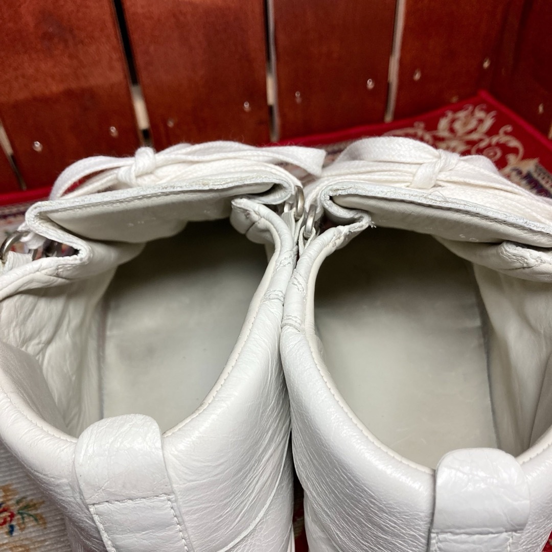 Balenciaga(バレンシアガ)の[美品！]BALENCIAGAハイカットスニーカー白40 メンズの靴/シューズ(スニーカー)の商品写真
