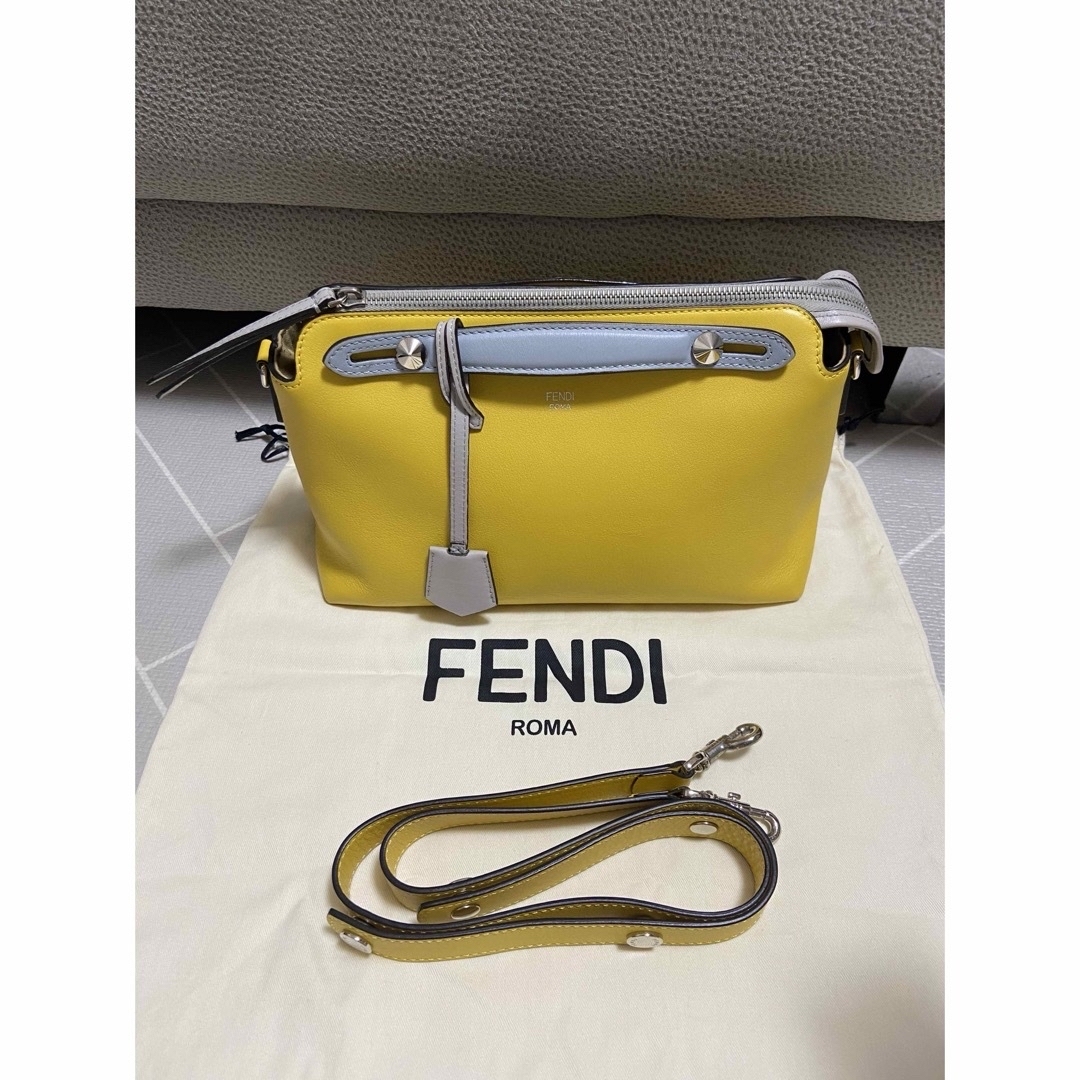 FENDI(フェンディ)のFENDI フェンディ　バイザウェイ レディースのバッグ(ショルダーバッグ)の商品写真