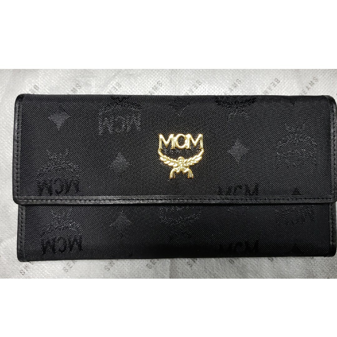 MCM(エムシーエム)の超レア【未使用】MCM 黒財布 レディースのファッション小物(財布)の商品写真