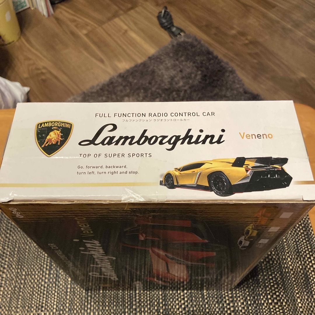 Lamborghini(ランボルギーニ)のラジコン Lamborghini Veneno ランボルギーニ WHITE エンタメ/ホビーのおもちゃ/ぬいぐるみ(トイラジコン)の商品写真