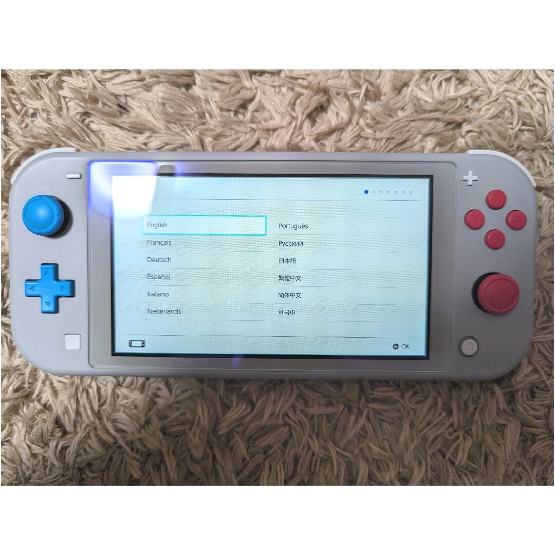 Nintendo Switch(ニンテンドースイッチ)のNintendo Switch Lite（ザシアン ザマゼンタ）ポケモンソフト エンタメ/ホビーのゲームソフト/ゲーム機本体(家庭用ゲーム機本体)の商品写真