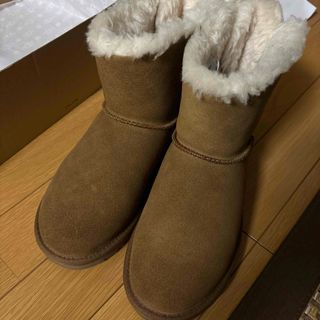 アグ(UGG)のUGG ムートンブーツ　MINI CONTINUITY BOW(ブーツ)