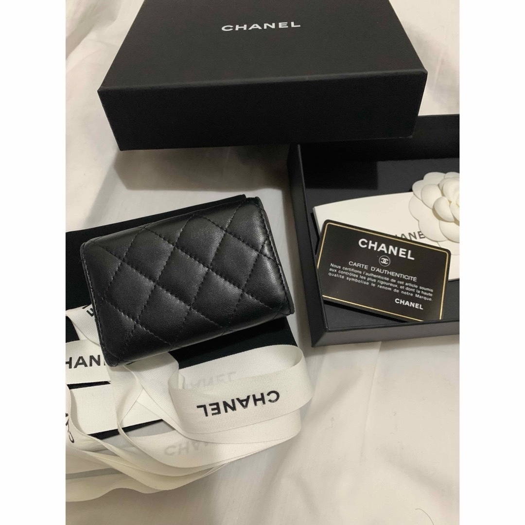 CHANEL(シャネル)の限定！セール中CHANEL シャネル 折りたたみ財布 メンズのファッション小物(折り財布)の商品写真