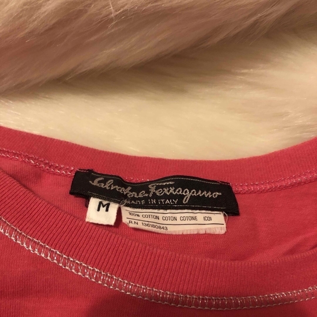 Lochie(ロキエ)のvintage salvatore ferragamo pink tops レディースのトップス(Tシャツ(半袖/袖なし))の商品写真