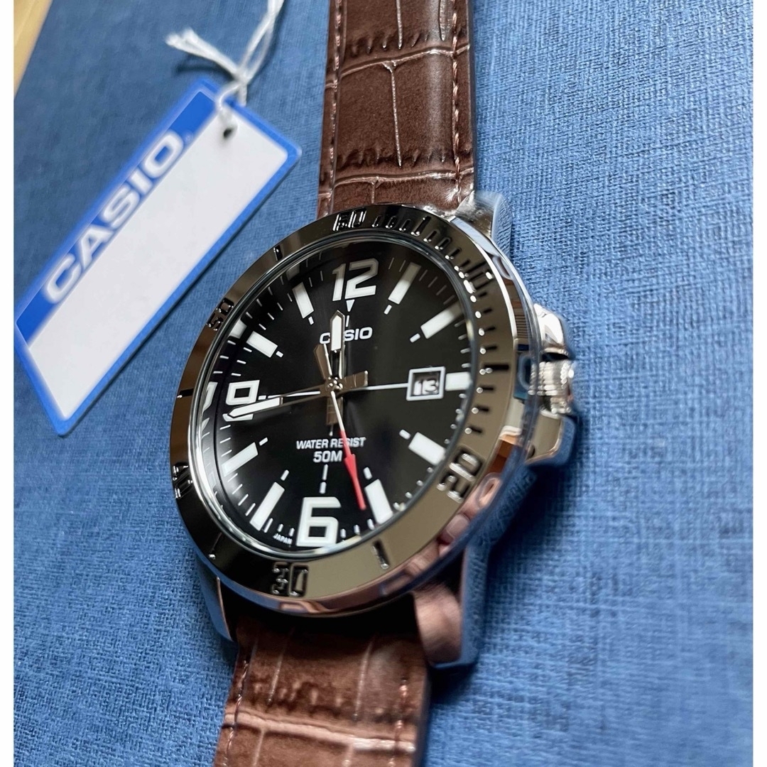 CASIO(カシオ)のカシオ アナログ腕時計 海外モデル　ビッグフェイスタグ幅22mm  レザーベルト メンズの時計(腕時計(アナログ))の商品写真