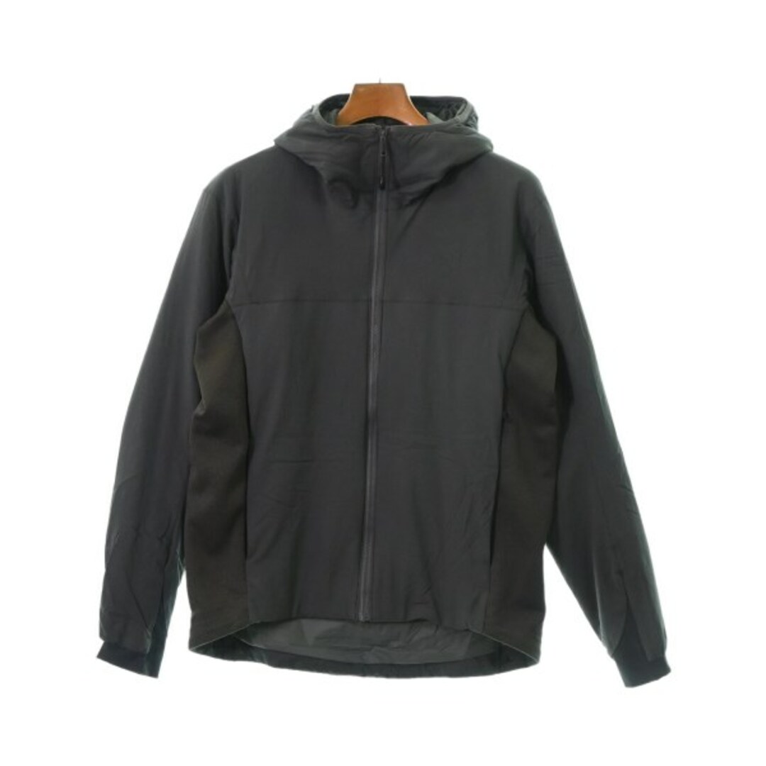 ARC'TERYX(アークテリクス)のARC'TERYX アークテリクス ブルゾン S グレー 【古着】【中古】 メンズのジャケット/アウター(その他)の商品写真