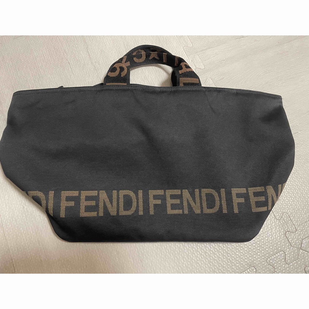 FENDI(フェンディ)のFENDI トートバッグ レディースのバッグ(トートバッグ)の商品写真