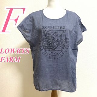 ローリーズファーム(LOWRYS FARM)のローリーズファーム　半袖ブラウス　F　グレー　ブルー　プリント　カジュアル(シャツ/ブラウス(半袖/袖なし))