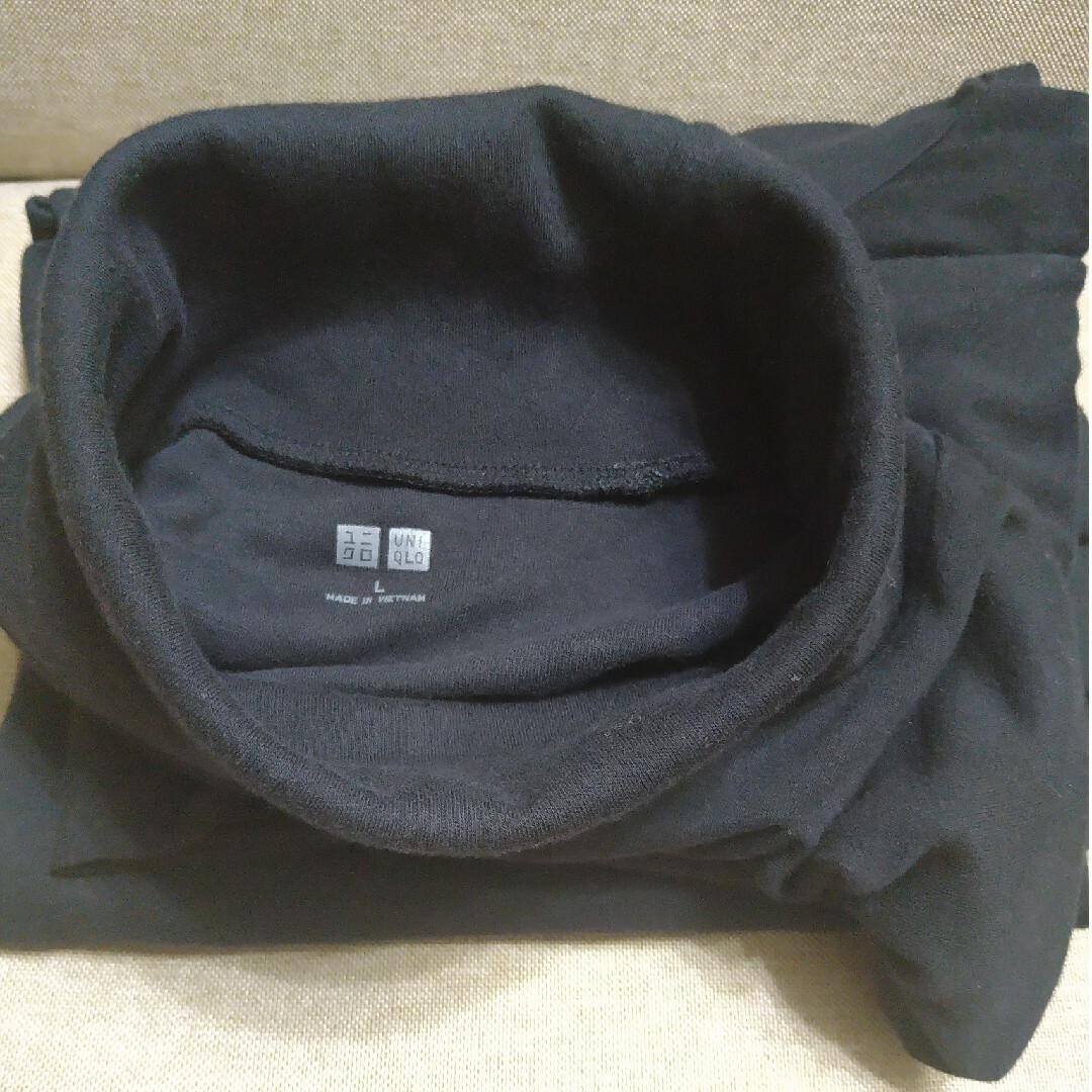 UNIQLO(ユニクロ)のユニクロ.タートルネックＴシャツ　 Ｌサイズ メンズのトップス(Tシャツ/カットソー(七分/長袖))の商品写真