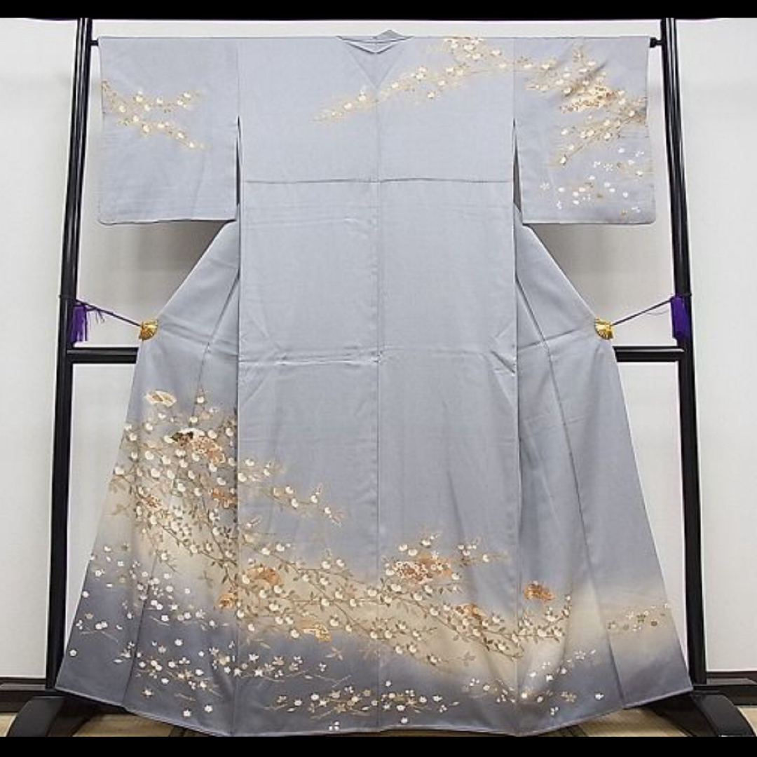 セール　入学式　訪問着　駒刺繍　地紙枝花文　三越扱い　逸品 レディースの水着/浴衣(着物)の商品写真