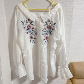 ダブルクローゼット(w closet)のw closet 白ブラウス(シャツ/ブラウス(長袖/七分))