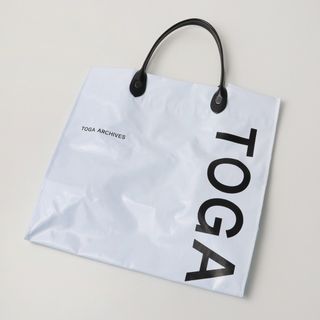 トーガ(TOGA)の極美品 2023FW トーガアーカイブス TOGA ARCHIVES TA32-AG087 LOGO TOTE BAG SMALL/ホワイト ロゴトートバッグ【2400013762496】(トートバッグ)