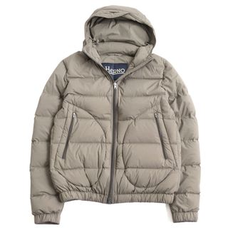 ヘルノ(HERNO)の美品 Herno ヘルノ chillproof/チルプルーフ フーデッド WZIP ショート丈 軽量 ダウンジップジャケット ベージュ 44 ハンガー付き 正規品 メンズ(ダウンジャケット)