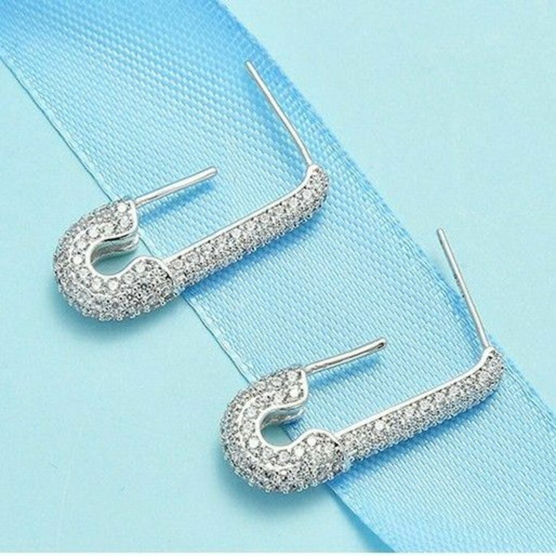 s925 シルバー 安全ピン パヴェ ピアス 925　safety pin レディースのアクセサリー(ピアス)の商品写真