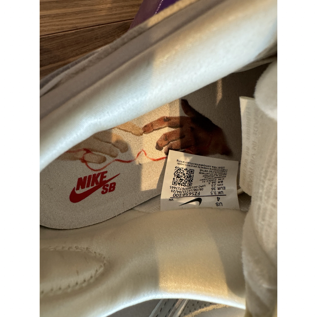 NIKE(ナイキ)の新品☆NIKE☆ SB DUNK LOW PRM COCONUT MILK メンズの靴/シューズ(スニーカー)の商品写真