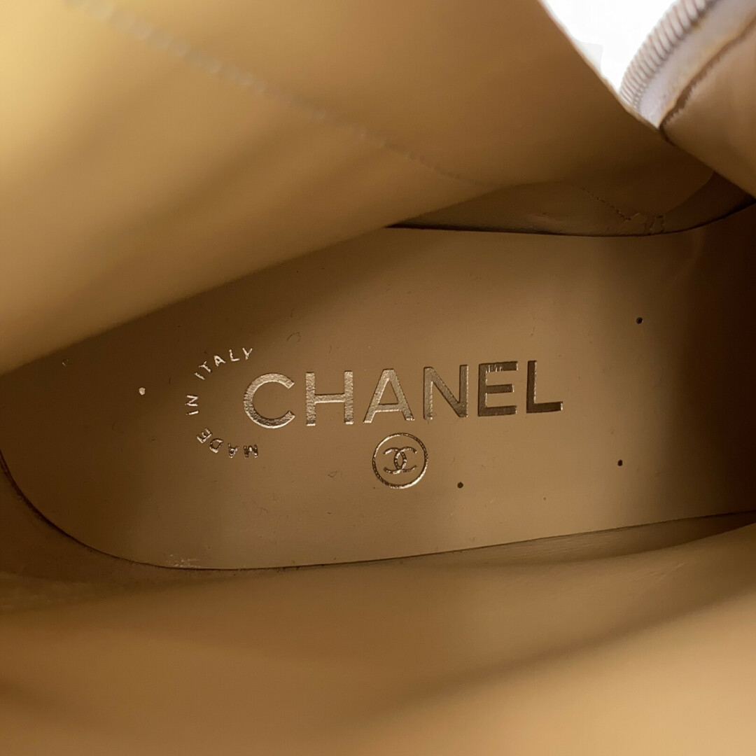 CHANEL(シャネル)のシャネル スパンコールショートブーツ ブーツ レディースの靴/シューズ(ブーツ)の商品写真