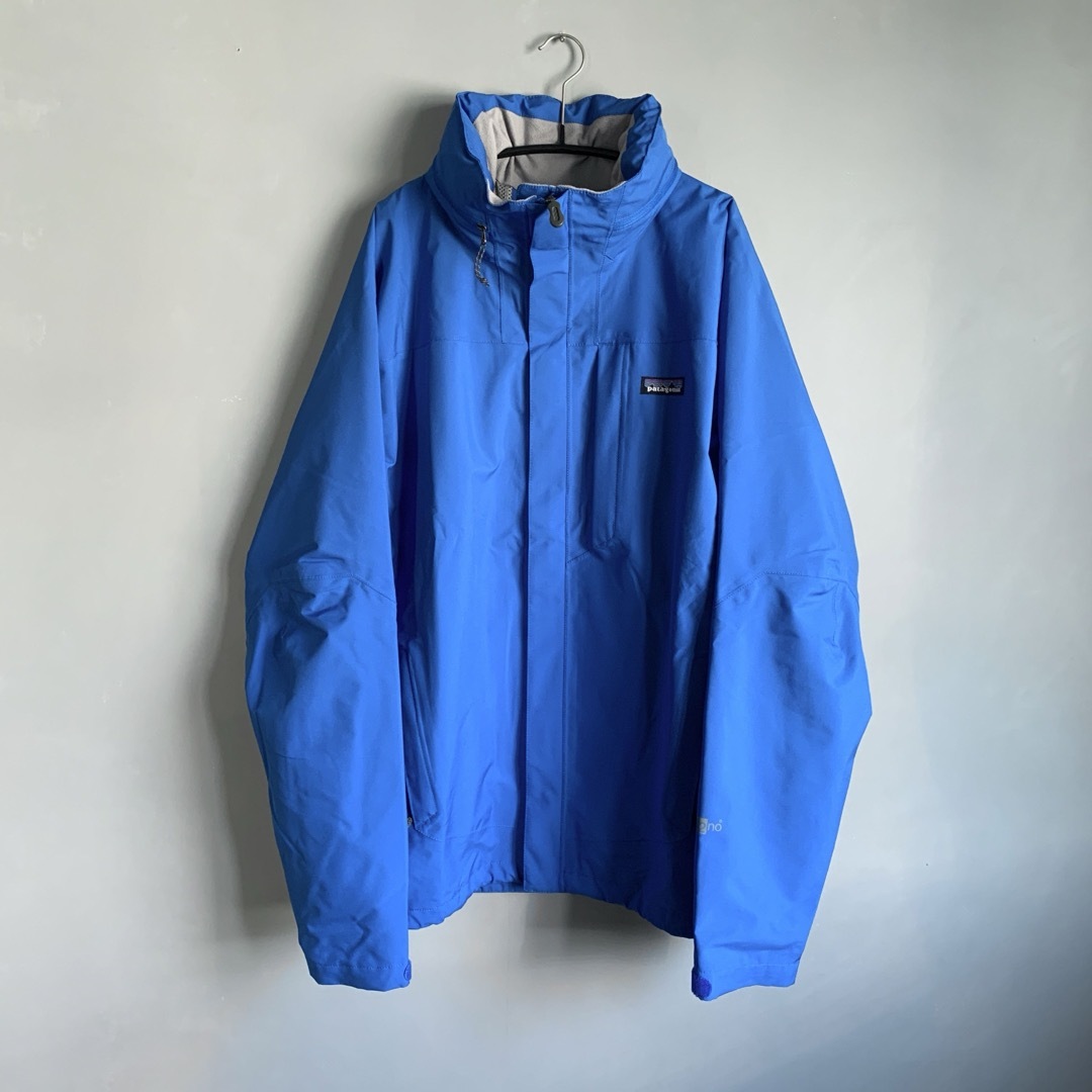 patagonia(パタゴニア)のPatagonia ストームライトジャケット バリブルー パタゴニア Mサイズ メンズのジャケット/アウター(マウンテンパーカー)の商品写真