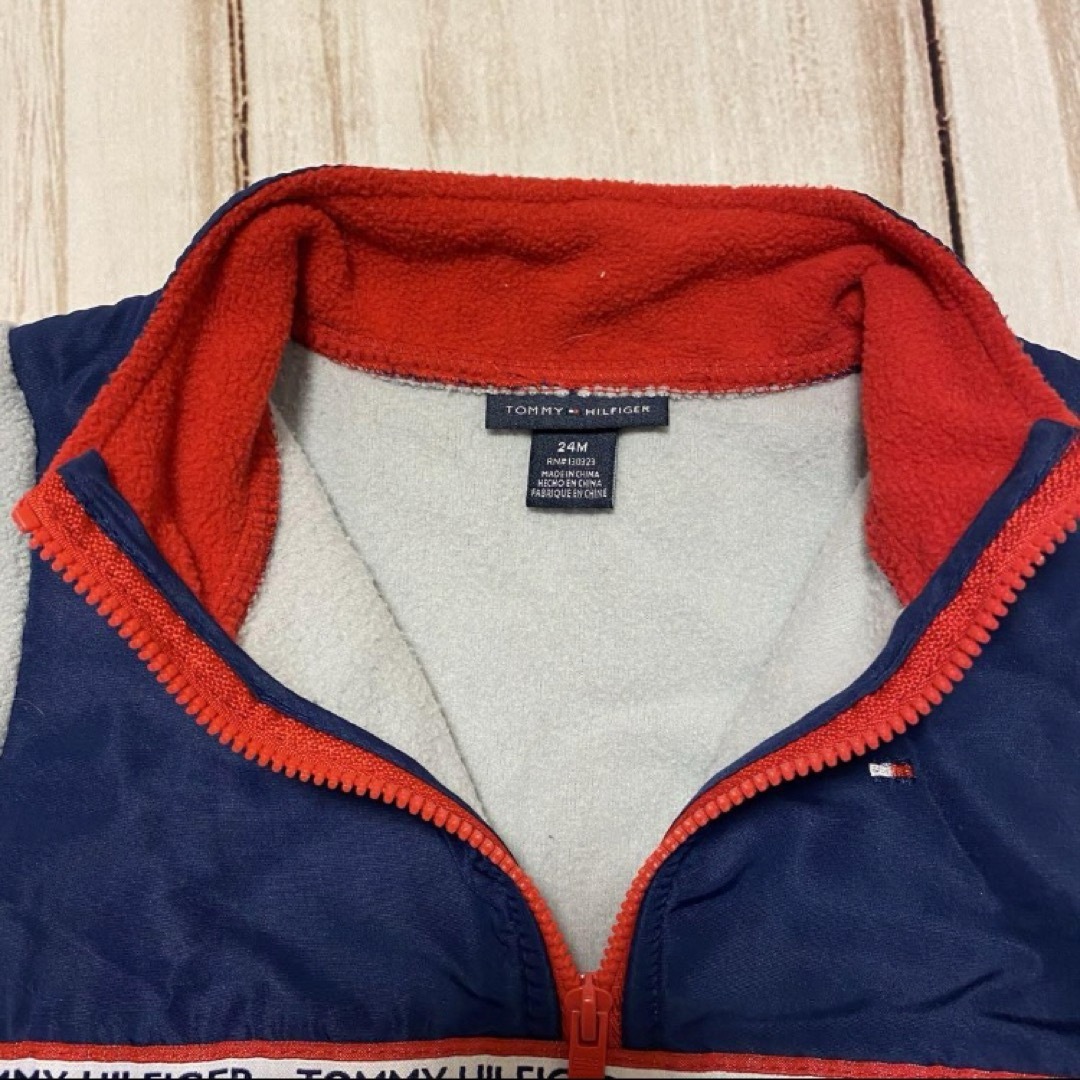 TOMMY HILFIGER(トミーヒルフィガー)のTOMMY 24m 80 男の子 キッズ/ベビー/マタニティのベビー服(~85cm)(ジャケット/コート)の商品写真