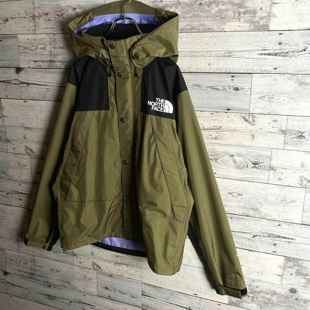 THE NORTH FACE(ザノースフェイス)の【美品　フード収納可能】ノースフェイス☆ワンポイントロゴ入りマウンテンパーカー その他のその他(その他)の商品写真