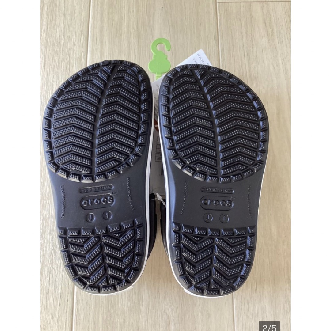 crocs(クロックス)の19.5cm クロックス crocs クロックスサンダル　黒 キッズ/ベビー/マタニティのキッズ靴/シューズ(15cm~)(サンダル)の商品写真