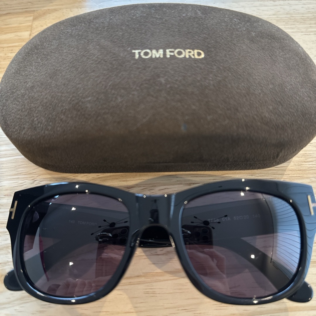 TOM FORD EYEWEAR(トムフォードアイウェア)のトムフォード　サングラス　TOMFORD レディースのファッション小物(サングラス/メガネ)の商品写真