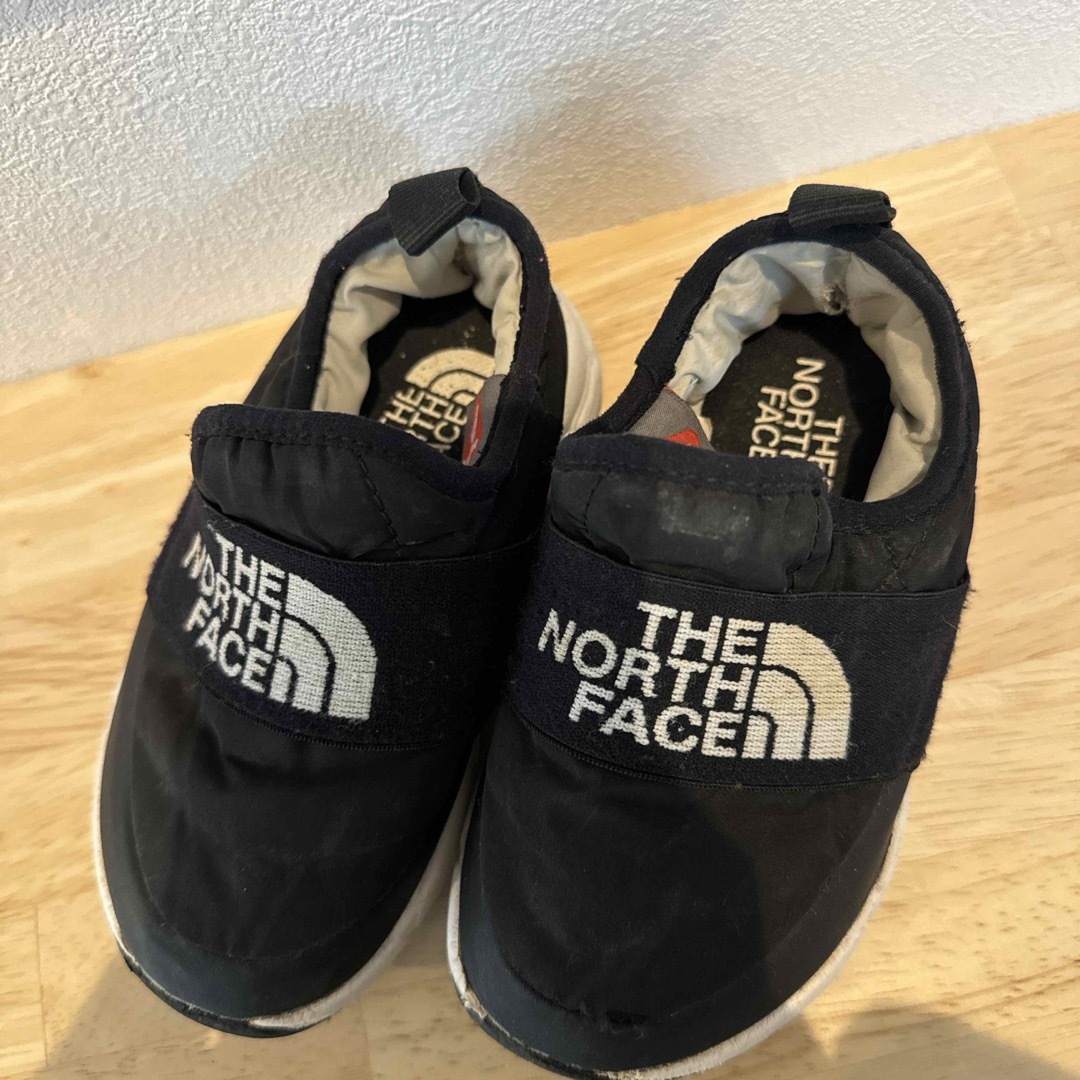 THE NORTH FACE(ザノースフェイス)のノースフェイス　ヌプシ　キッズ　16センチ キッズ/ベビー/マタニティのキッズ靴/シューズ(15cm~)(ブーツ)の商品写真