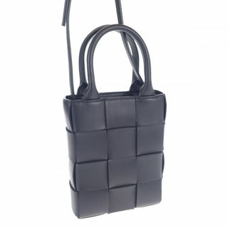 ボッテガヴェネタ(Bottega Veneta)の【中古】【Sランク】BOTTEGA VENETA ボッテガヴェネタ ミニ カセットトート ショルダーバッグ 2way 709341 P02727389L イントレチャート ブラック【ISEYA】(その他)