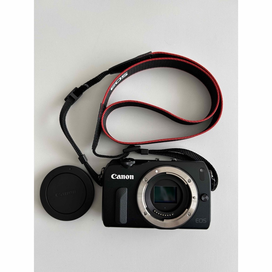 Canon ミラーレス一眼カメラ EOS M ダブルレンズキット Canon ミラーレス一眼カメラ EOS M ダブルレンズキット
