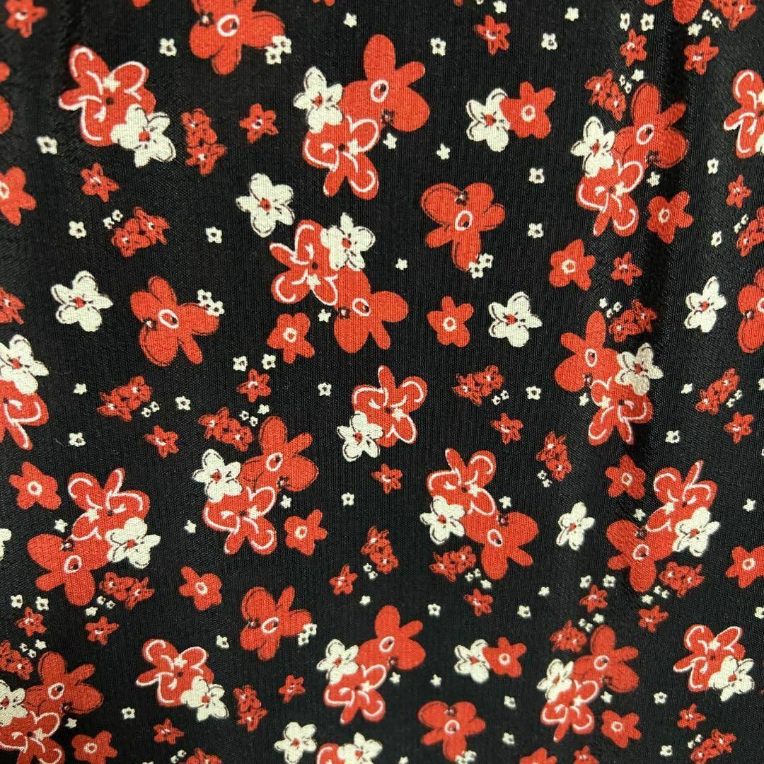 ZARA(ザラ)の【送料込】ZARA　ロングワンピース　Mサイズ　花柄　ブラック　レッド　フリル レディースのワンピース(ロングワンピース/マキシワンピース)の商品写真